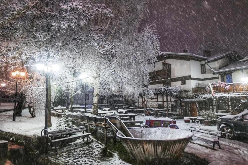 Private Spa Luxury Apartments Bansko Exterior foto